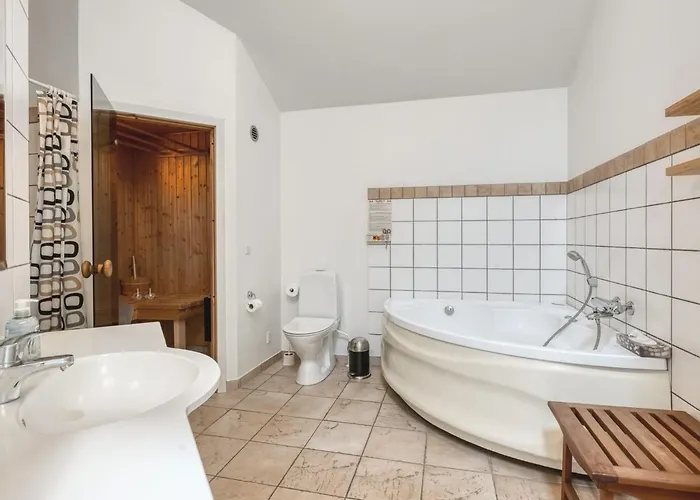 Era - 100m From The Sea By Interhome Сasa de vacaciones *